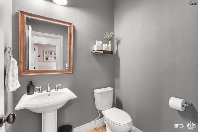 2 GOLDENROD COURT, Wichita Falls, TX 76308