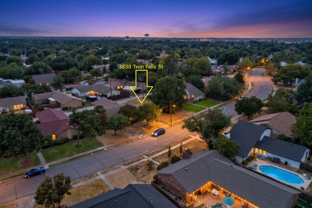 3830 Twin Falls Street, Irving, TX 75062 — exterior