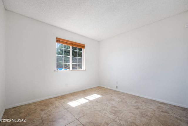 775 E Country Club Drive, Benson, AZ 85602