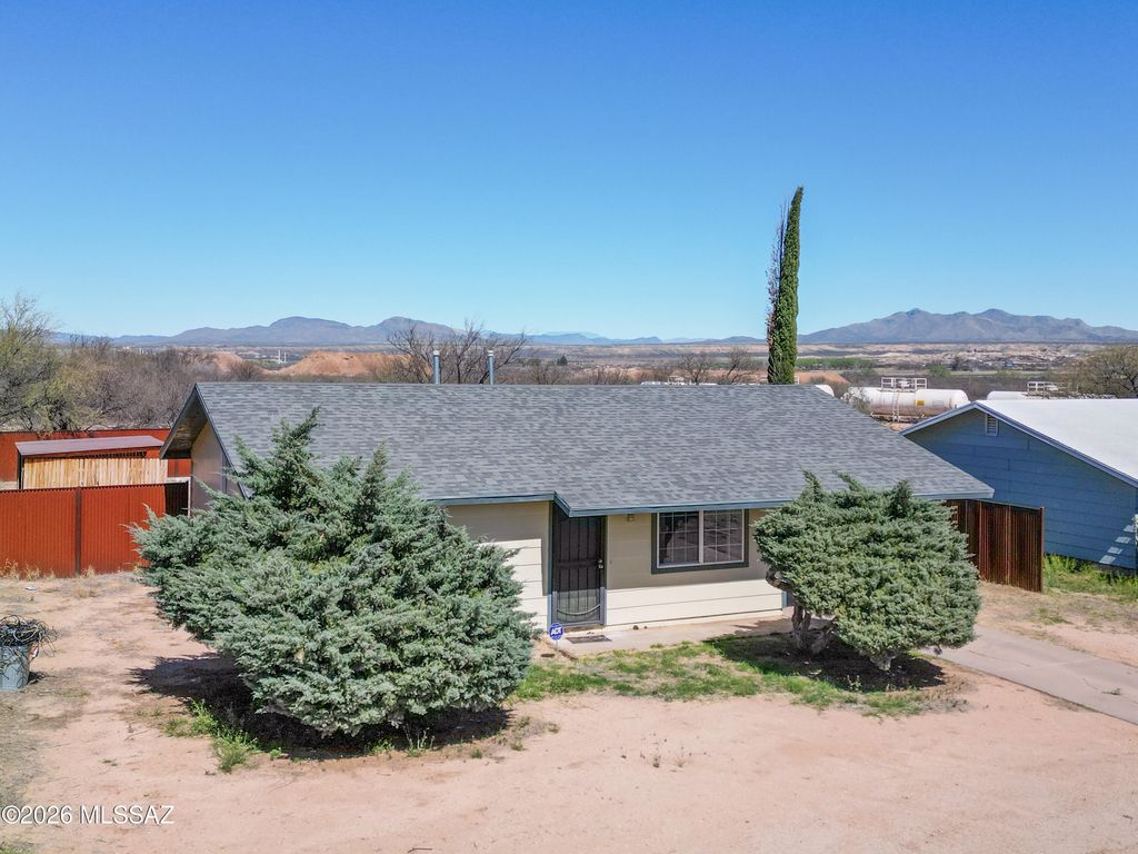 775 E Country Club Drive, Benson, AZ 85602