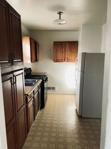 608 W Madison Street, Ottawa, IL 61350