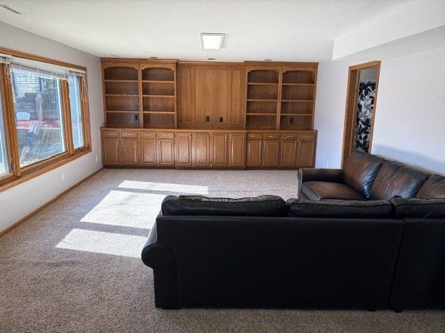 2800 Jordan Grove, West Des Moines, IA 50265