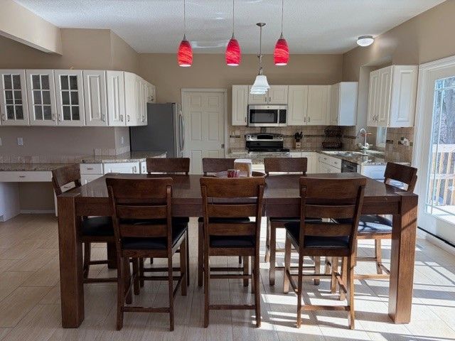 2800 Jordan Grove, West Des Moines, IA 50265