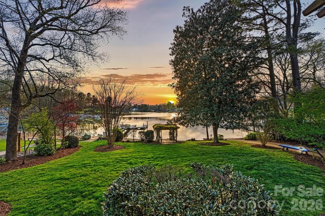 140 Shady Cove Road, Troutman, NC 28166