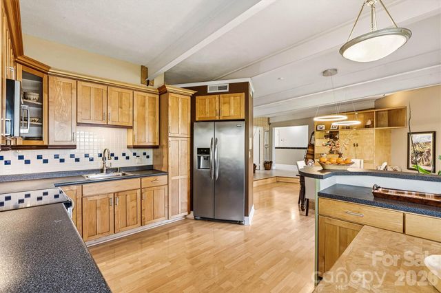 140 Shady Cove Road, Troutman, NC 28166
