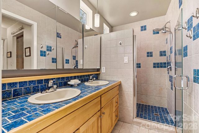 140 Shady Cove Road, Troutman, NC 28166