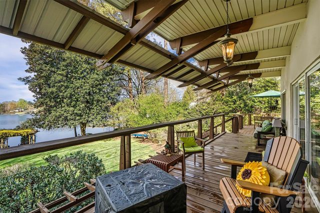140 Shady Cove Road, Troutman, NC 28166