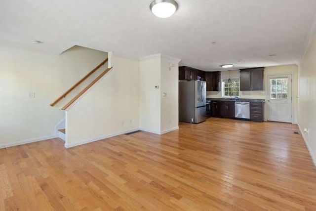 14 Bandon Circle 14, Westford, MA 01886