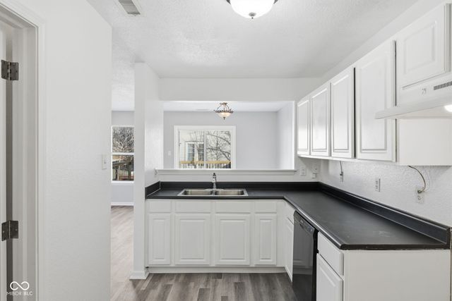 5277 Austral Drive, Indianapolis, IN 46254