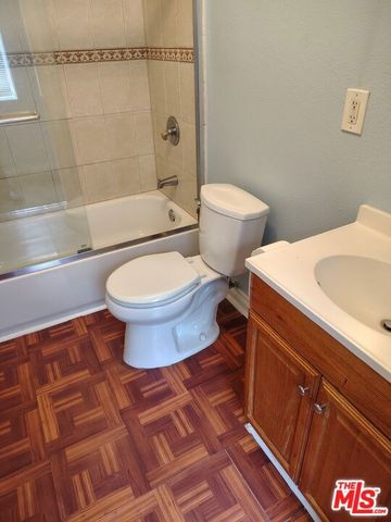 10516 Avalon Boulevard, Los Angeles, CA 90003