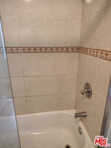 10516 Avalon Boulevard, Los Angeles, CA 90003