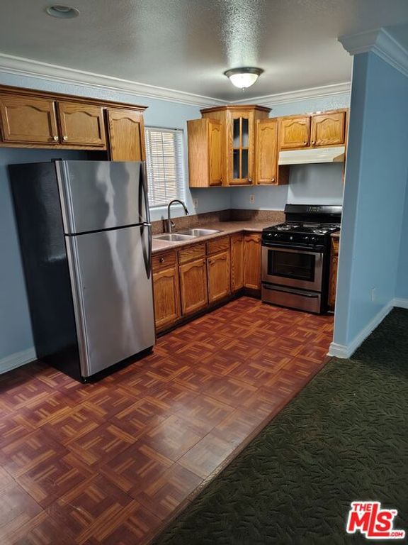 10516 Avalon Boulevard, Los Angeles, CA 90003