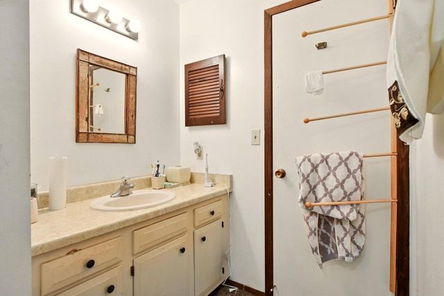 8657 N 73rd STREET, Milwaukee, WI 53223