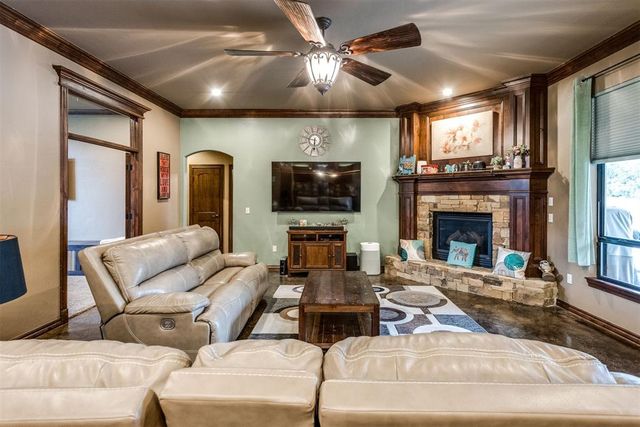 651 Fox Drive, Choctaw, OK 73020