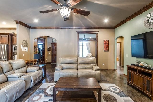 651 Fox Drive, Choctaw, OK 73020