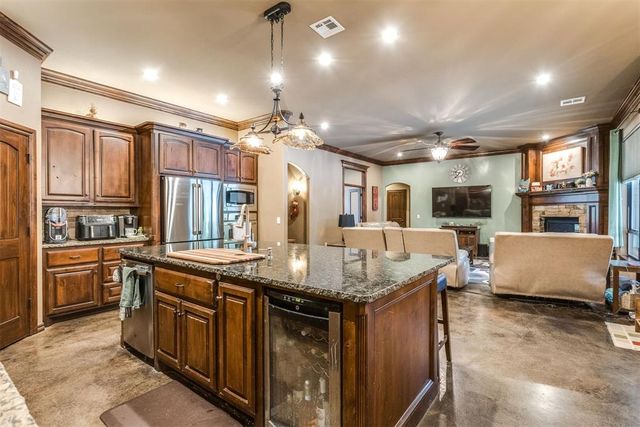 651 Fox Drive, Choctaw, OK 73020