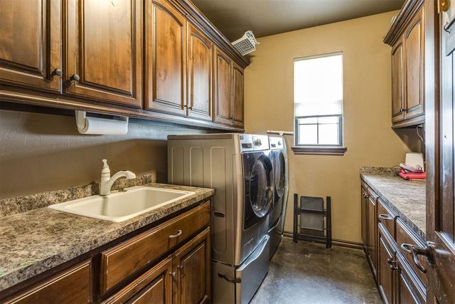 651 Fox Drive, Choctaw, OK 73020