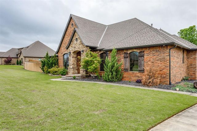 651 Fox Drive, Choctaw, OK 73020