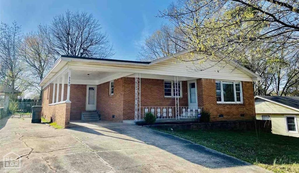 2309 circle drive, Jonesboro, AR 72401