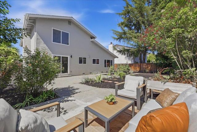 4562 Carmen Way, Union City, CA 94587