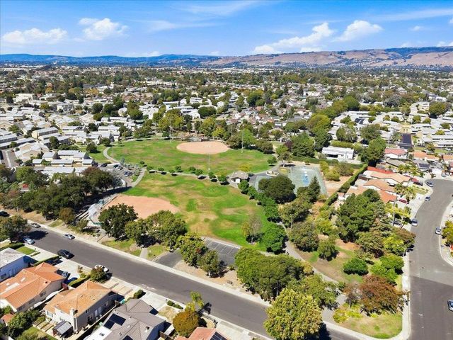 4562 Carmen Way, Union City, CA 94587