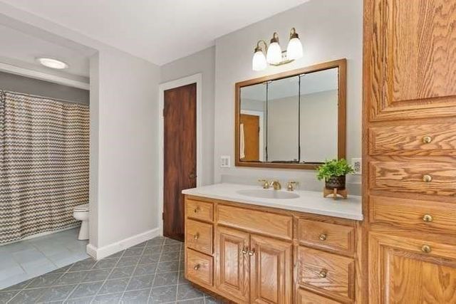 84 Walnut St, Walpole, MA 02081
