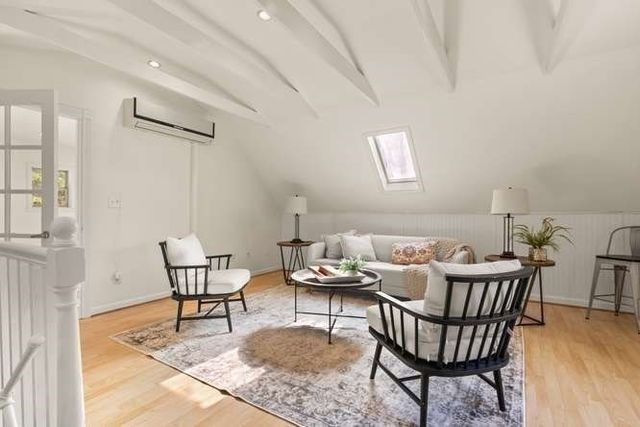 84 Walnut St, Walpole, MA 02081
