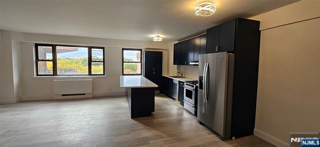 8800 Boulevard East 7K, North Bergen, NJ 07047