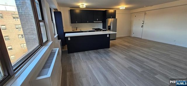 8800 Boulevard East 7K, North Bergen, NJ 07047