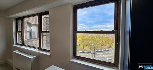 8800 Boulevard East 7K, North Bergen, NJ 07047