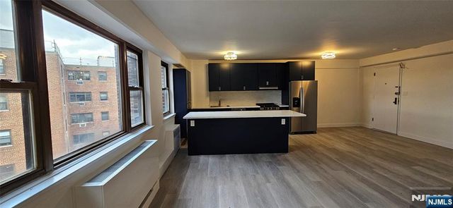 8800 Boulevard East 7K, North Bergen, NJ 07047