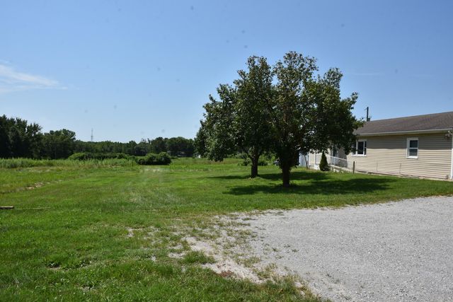 714 E NANCE DR, Columbia, MO 65202
