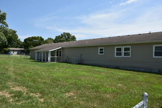 714 E NANCE DR, Columbia, MO 65202