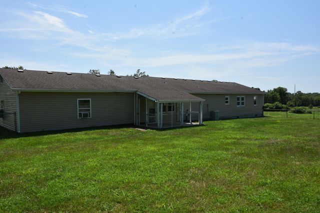 714 E NANCE DR, Columbia, MO 65202