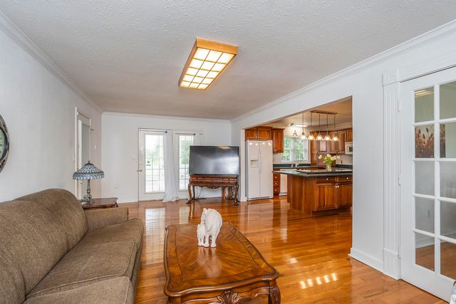 245 KY HWY 1050, Jeffersonville, KY 40337