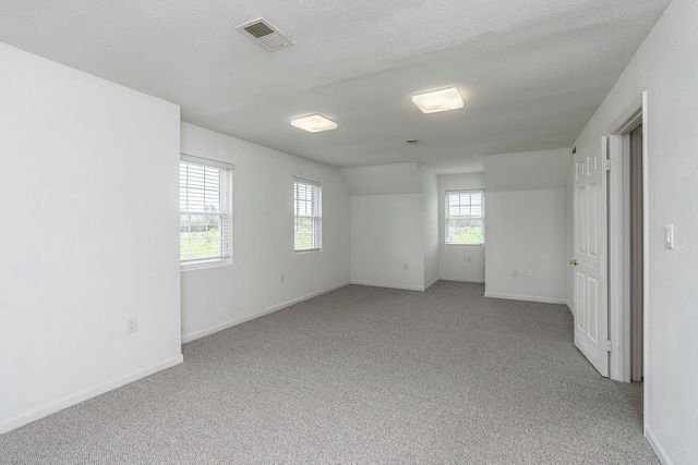 245 KY HWY 1050, Jeffersonville, KY 40337