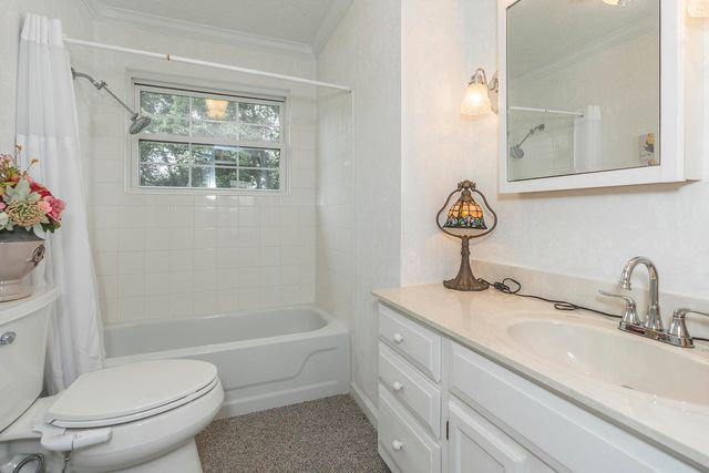 245 KY HWY 1050, Jeffersonville, KY 40337