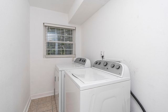 245 KY HWY 1050, Jeffersonville, KY 40337