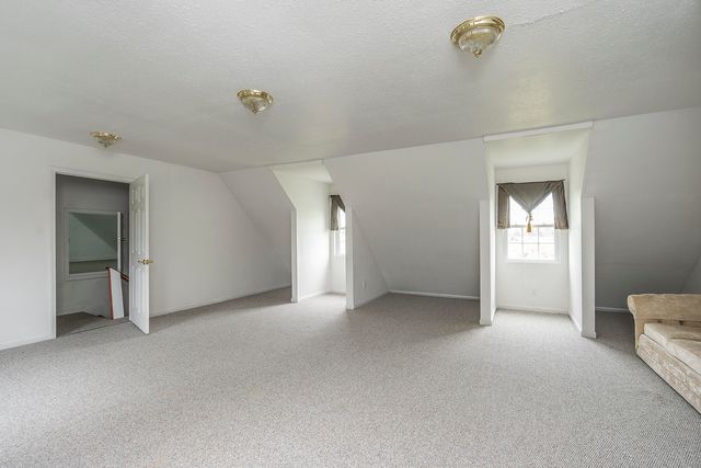 245 KY HWY 1050, Jeffersonville, KY 40337