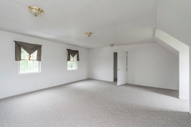 245 KY HWY 1050, Jeffersonville, KY 40337