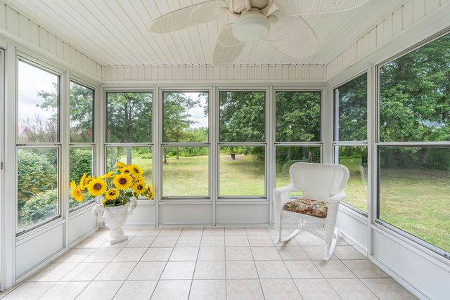 245 KY HWY 1050, Jeffersonville, KY 40337