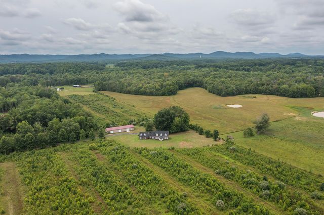 245 KY HWY 1050, Jeffersonville, KY 40337