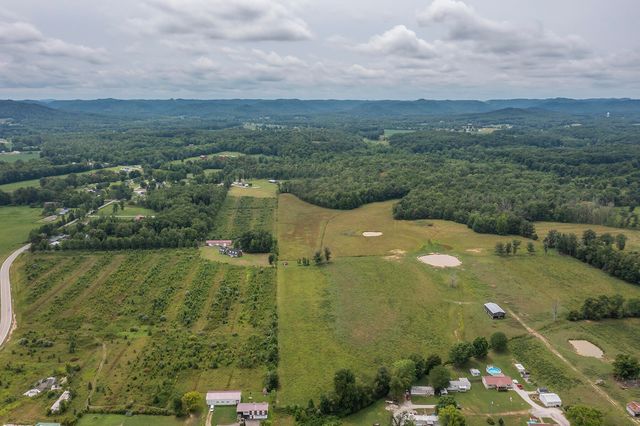 245 KY HWY 1050, Jeffersonville, KY 40337