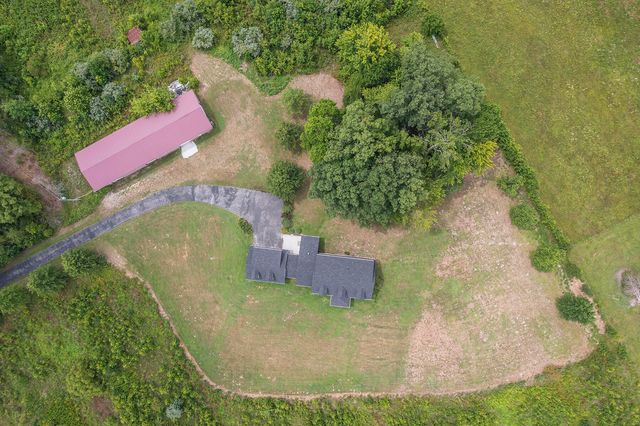 245 KY HWY 1050, Jeffersonville, KY 40337