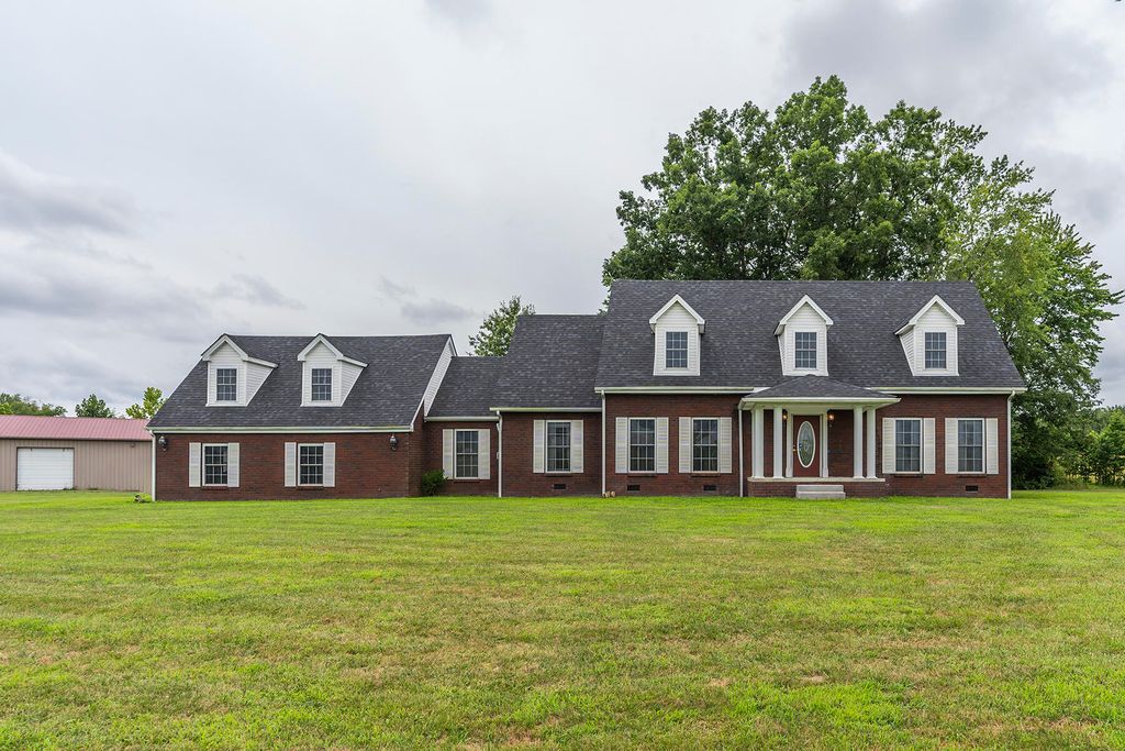 245 KY HWY 1050, Jeffersonville, KY 40337