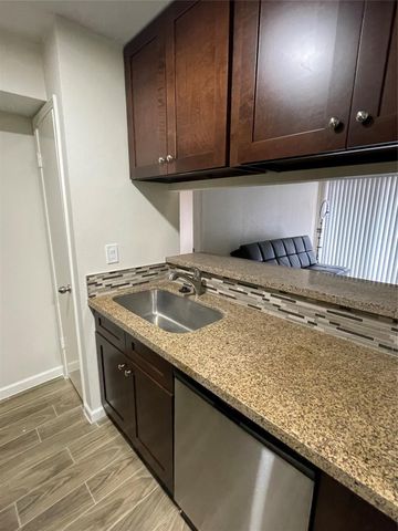 9350 Country Creek Drive 74, Houston, TX 77036