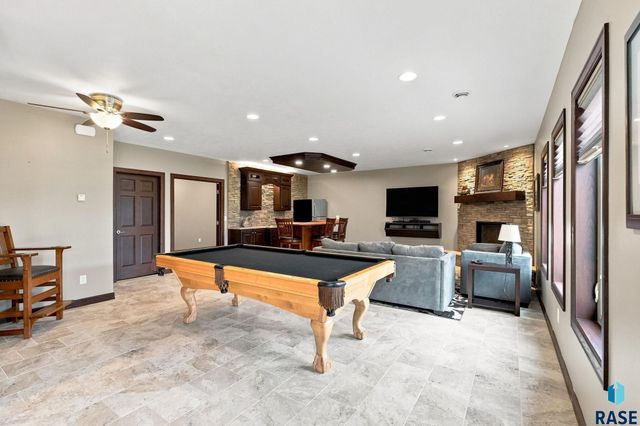 7304 E Donnelly Dr Drive, Sioux Falls, SD 57110