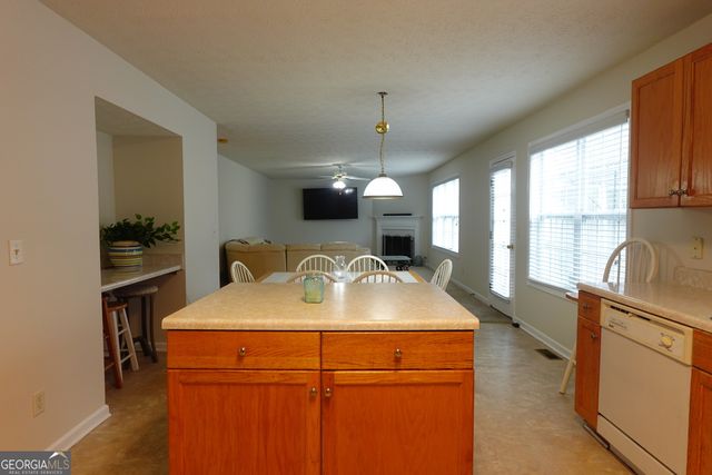 334 Covington Drive, Hiram, GA 30141