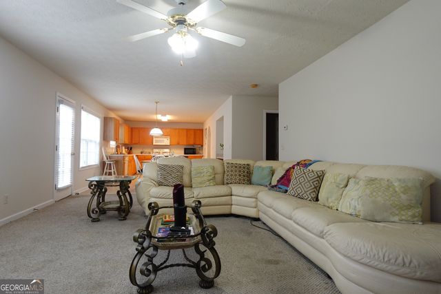 334 Covington Drive, Hiram, GA 30141