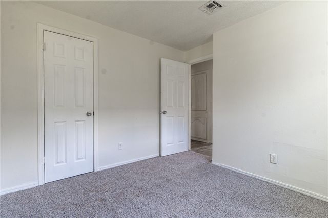 5017 S Briarwood Drive, Oklahoma City, OK 73135